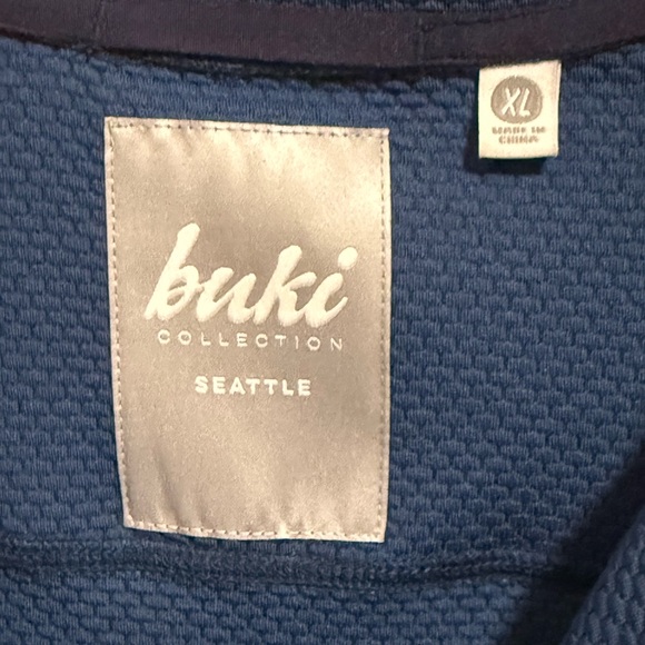 Buki Destination Collection Seattle Performance Pullover - Picture 3 of 5